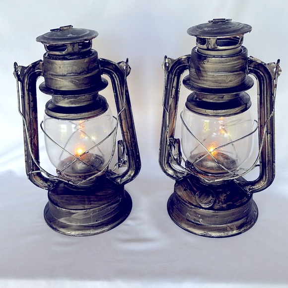 NWOT 2 Pack Vintage Style Halloween Lantern Decoration Prop - Picture 3 of 12